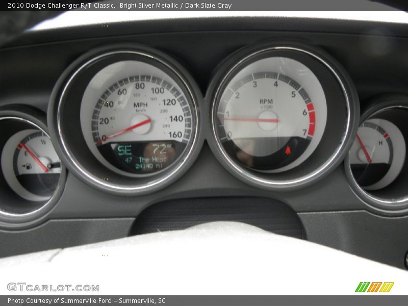 Bright Silver Metallic / Dark Slate Gray 2010 Dodge Challenger R/T Classic