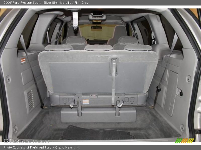  2006 Freestar Sport Trunk
