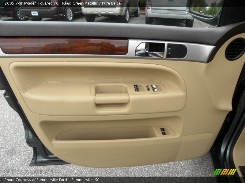 Reed Green Metallic / Pure Beige 2005 Volkswagen Touareg V6