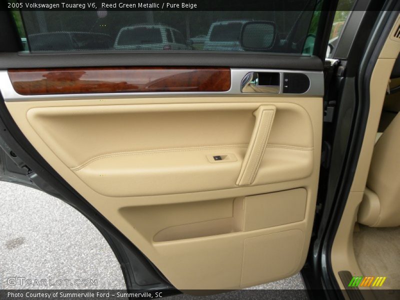 Reed Green Metallic / Pure Beige 2005 Volkswagen Touareg V6