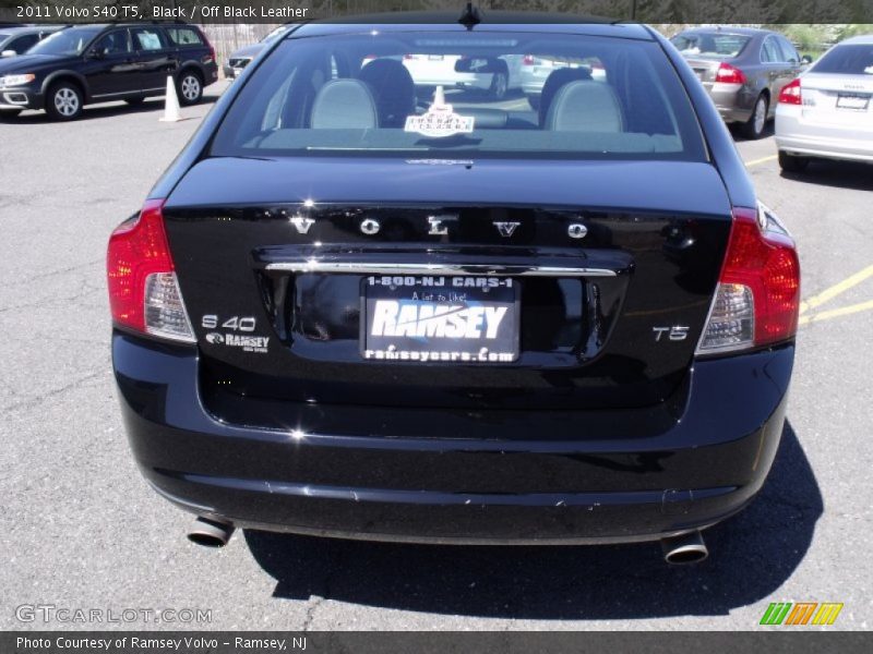 Black / Off Black Leather 2011 Volvo S40 T5