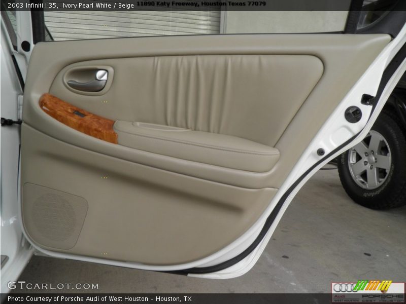 Ivory Pearl White / Beige 2003 Infiniti I 35