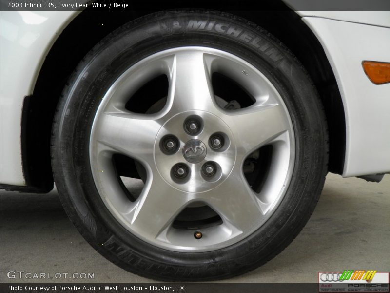 Ivory Pearl White / Beige 2003 Infiniti I 35