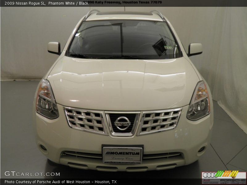 Phantom White / Black 2009 Nissan Rogue SL