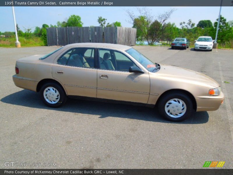 Cashmere Beige Metallic / Beige 1995 Toyota Camry DX Sedan