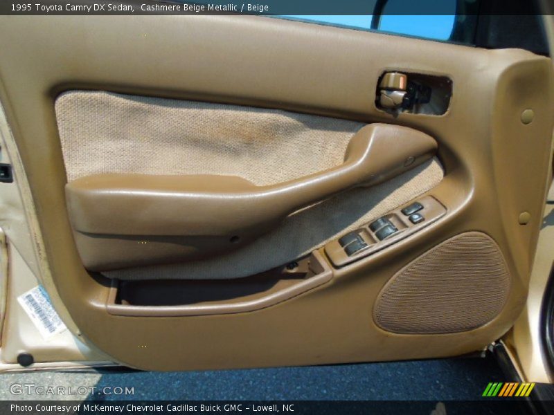 Cashmere Beige Metallic / Beige 1995 Toyota Camry DX Sedan