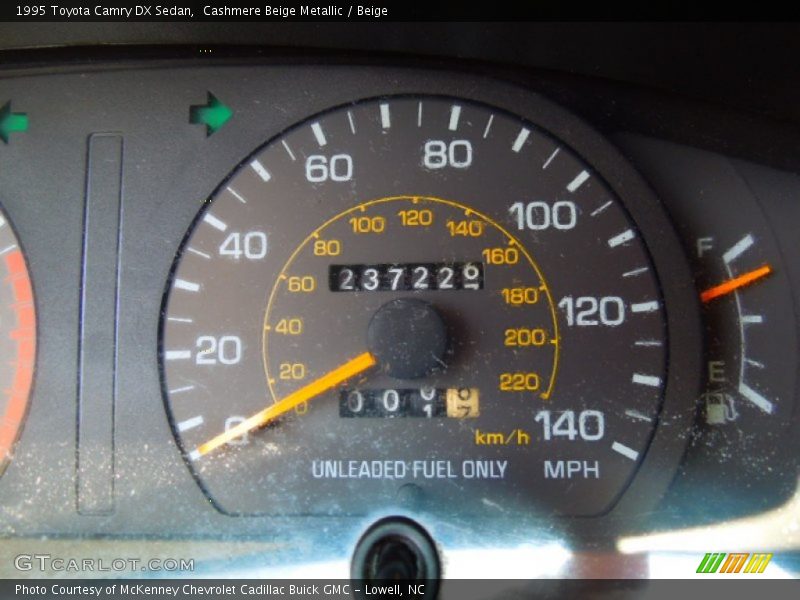 Cashmere Beige Metallic / Beige 1995 Toyota Camry DX Sedan