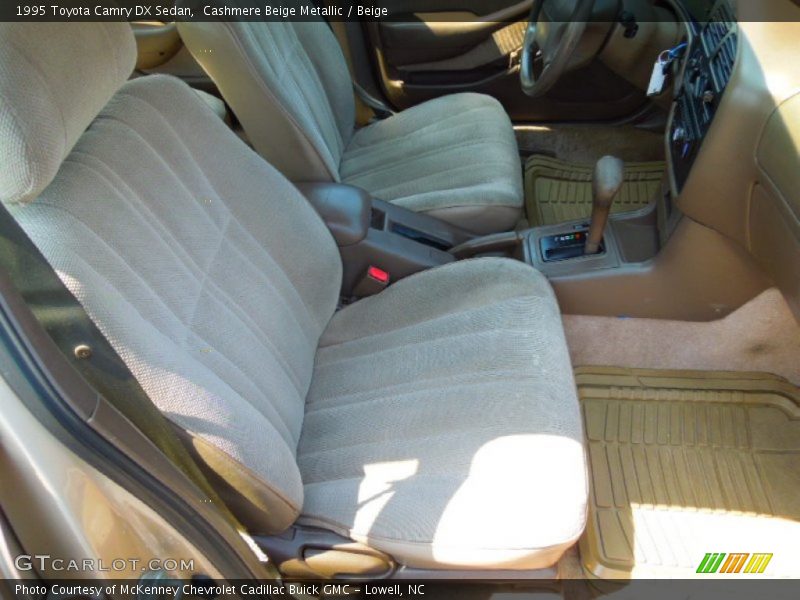 Cashmere Beige Metallic / Beige 1995 Toyota Camry DX Sedan