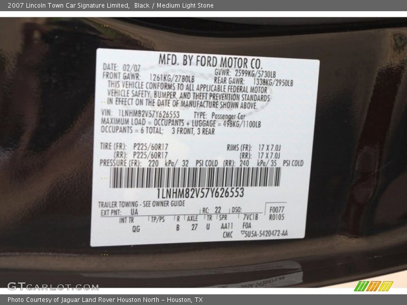 Black / Medium Light Stone 2007 Lincoln Town Car Signature Limited