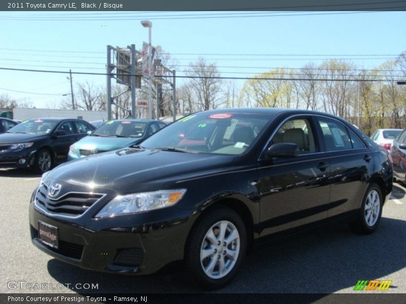 Black / Bisque 2011 Toyota Camry LE