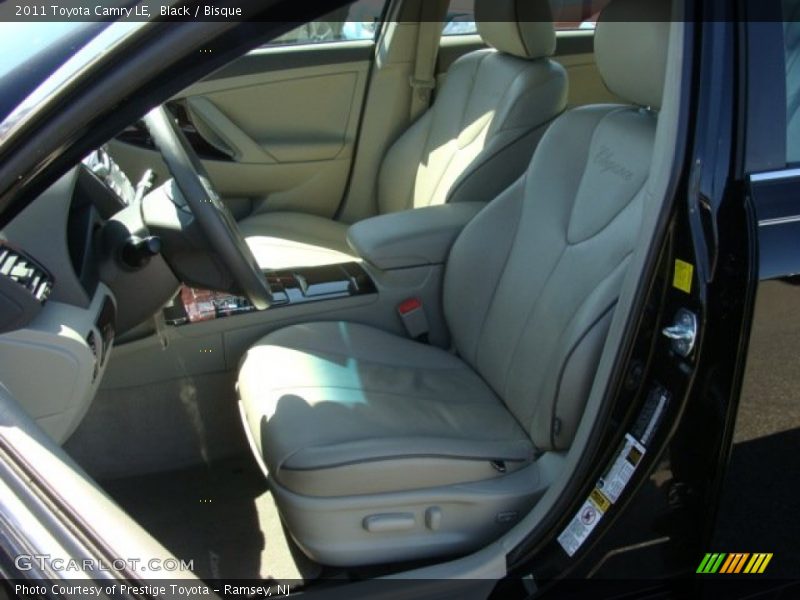 Black / Bisque 2011 Toyota Camry LE
