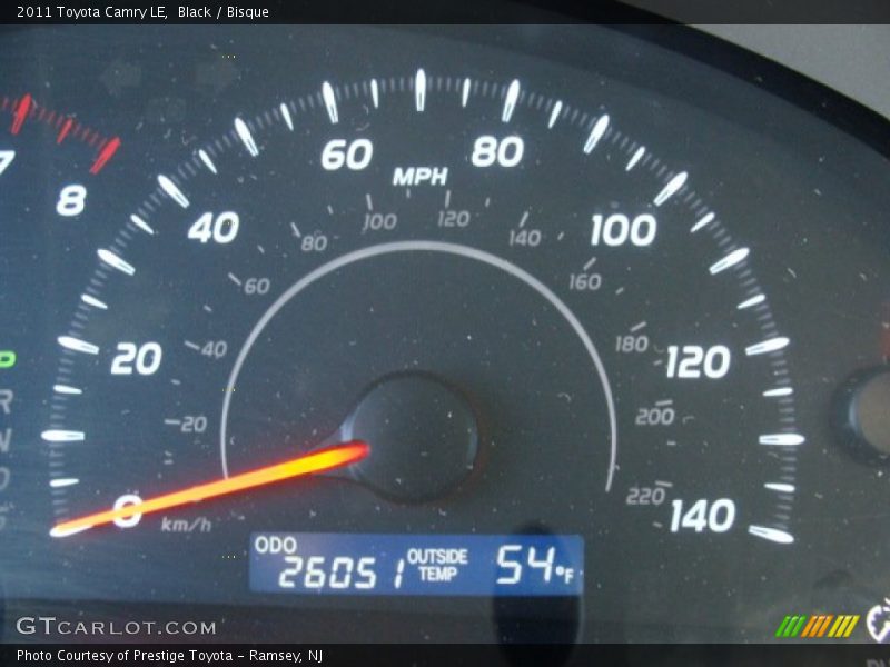 Black / Bisque 2011 Toyota Camry LE