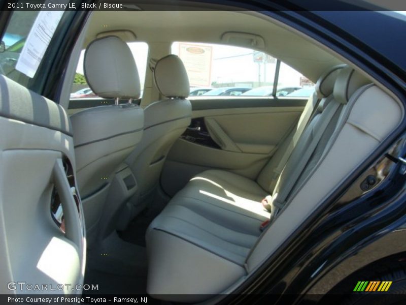 Black / Bisque 2011 Toyota Camry LE