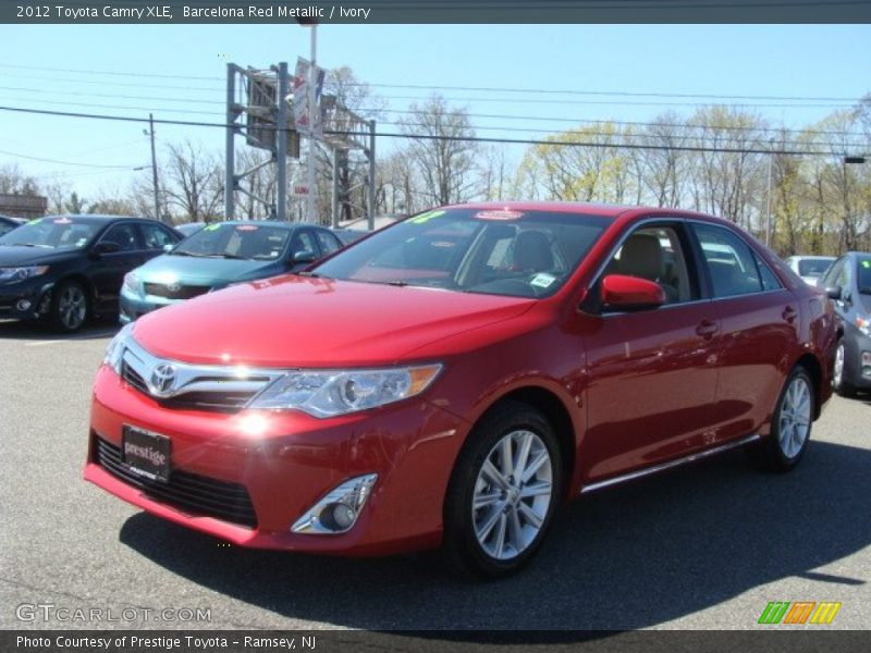 Barcelona Red Metallic / Ivory 2012 Toyota Camry XLE