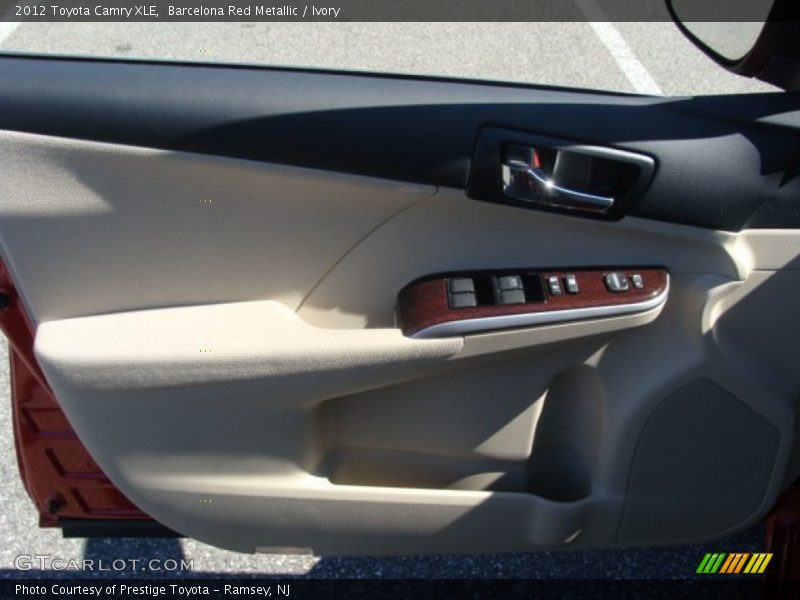 Barcelona Red Metallic / Ivory 2012 Toyota Camry XLE