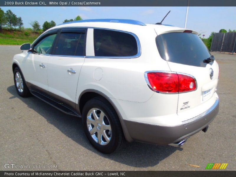 White Opal / Cocoa/Cashmere 2009 Buick Enclave CXL