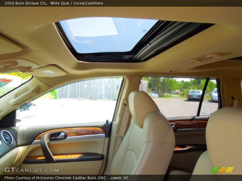 White Opal / Cocoa/Cashmere 2009 Buick Enclave CXL