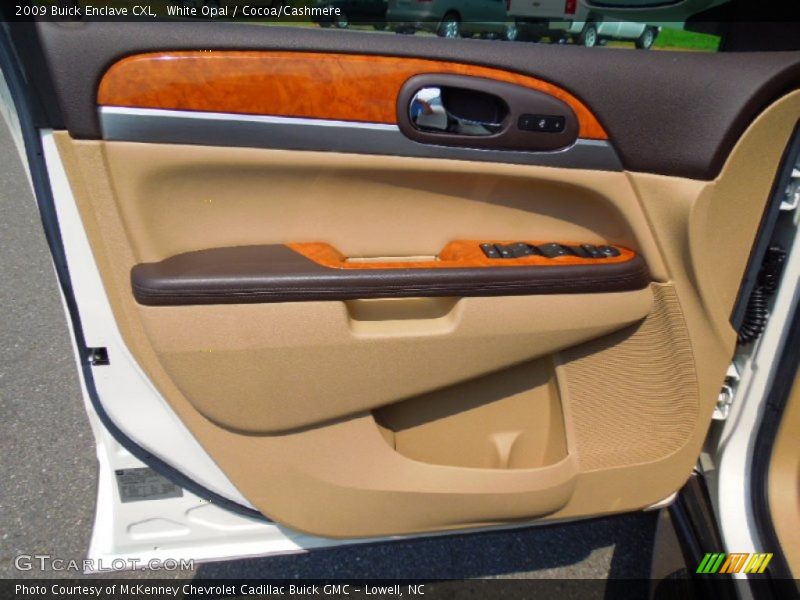 White Opal / Cocoa/Cashmere 2009 Buick Enclave CXL