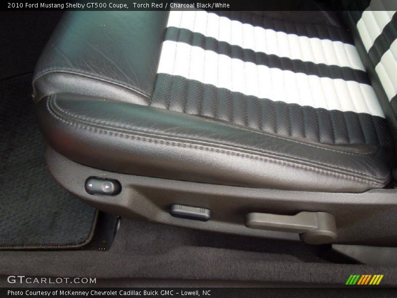 Torch Red / Charcoal Black/White 2010 Ford Mustang Shelby GT500 Coupe