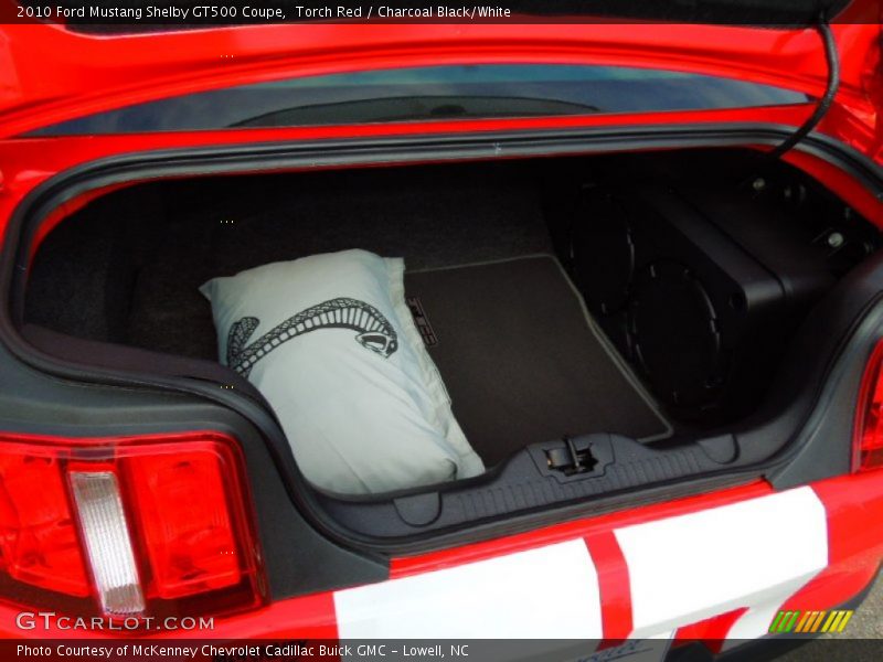 2010 Mustang Shelby GT500 Coupe Trunk