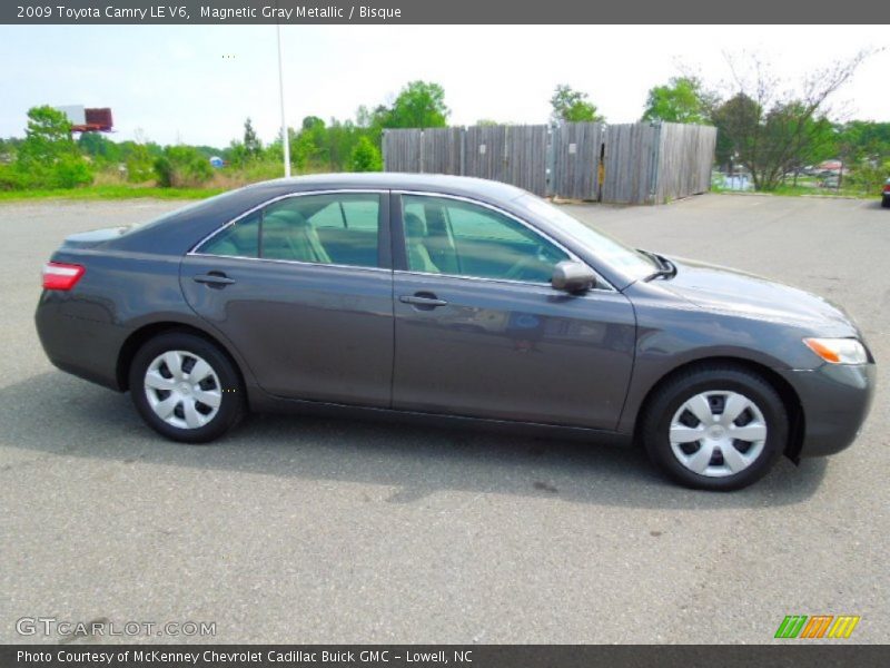 Magnetic Gray Metallic / Bisque 2009 Toyota Camry LE V6