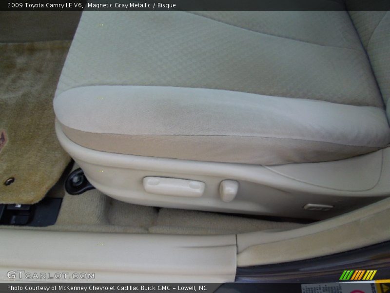 Magnetic Gray Metallic / Bisque 2009 Toyota Camry LE V6