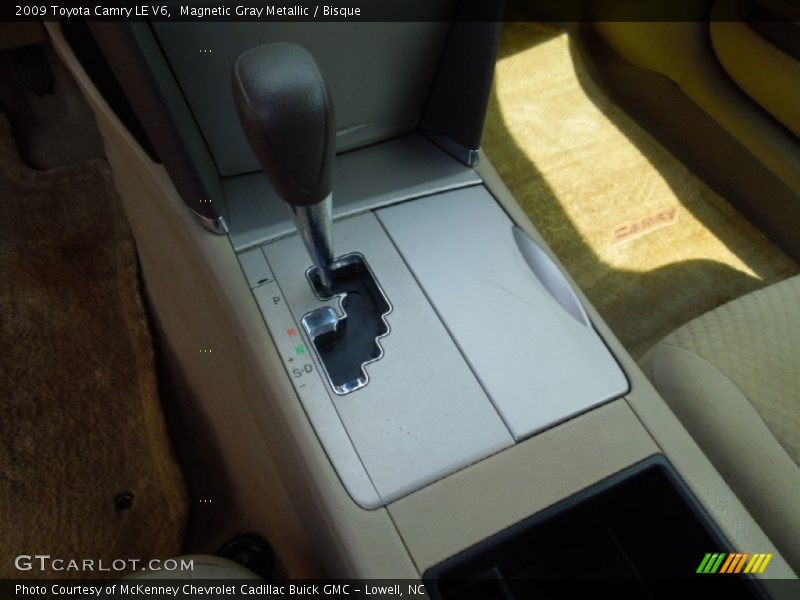 Magnetic Gray Metallic / Bisque 2009 Toyota Camry LE V6