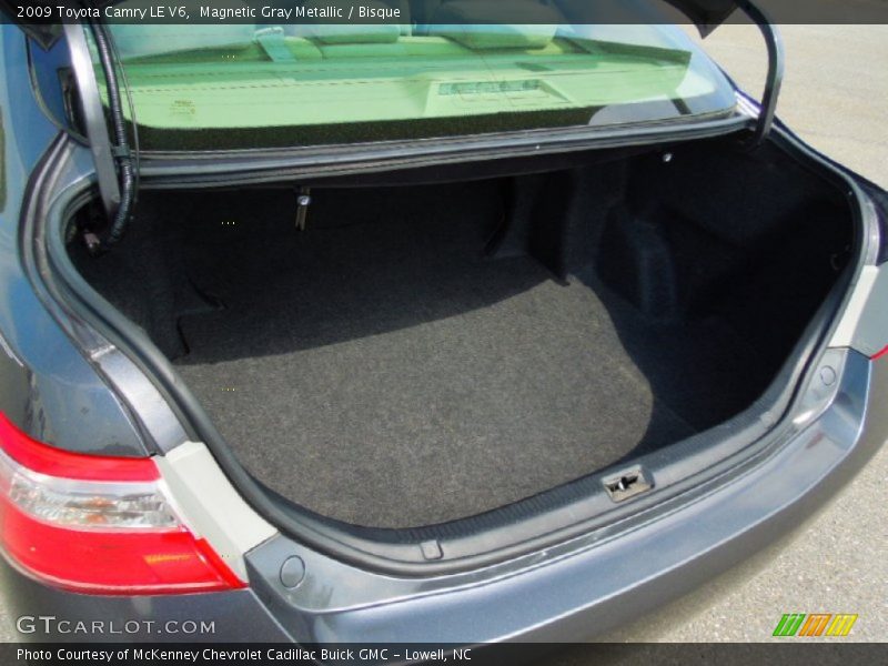 Magnetic Gray Metallic / Bisque 2009 Toyota Camry LE V6