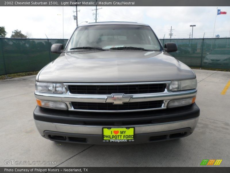 Light Pewter Metallic / Medium Gray/Neutral 2002 Chevrolet Suburban 1500