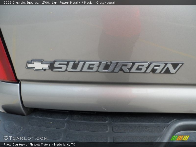 Light Pewter Metallic / Medium Gray/Neutral 2002 Chevrolet Suburban 1500