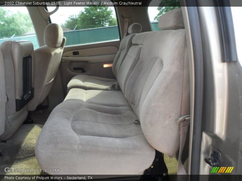 Light Pewter Metallic / Medium Gray/Neutral 2002 Chevrolet Suburban 1500