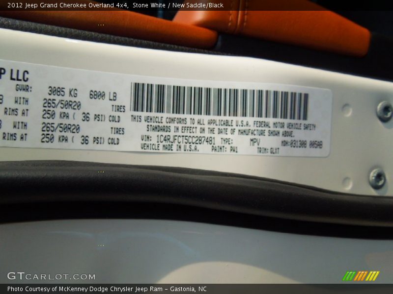 Stone White / New Saddle/Black 2012 Jeep Grand Cherokee Overland 4x4
