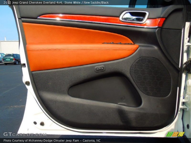 Stone White / New Saddle/Black 2012 Jeep Grand Cherokee Overland 4x4