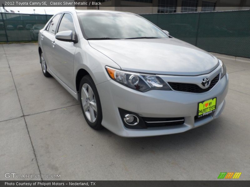 Classic Silver Metallic / Black 2012 Toyota Camry SE