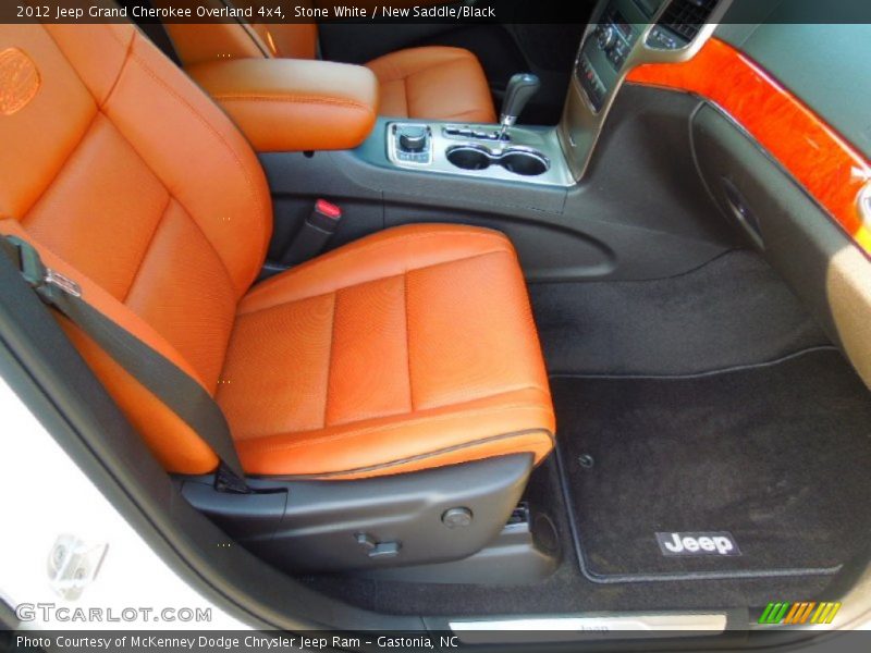 Stone White / New Saddle/Black 2012 Jeep Grand Cherokee Overland 4x4