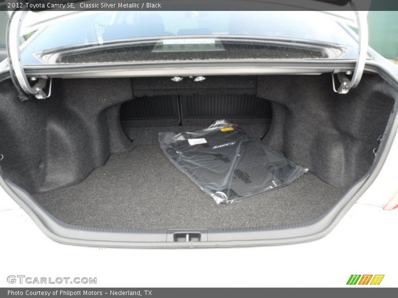 Classic Silver Metallic / Black 2012 Toyota Camry SE