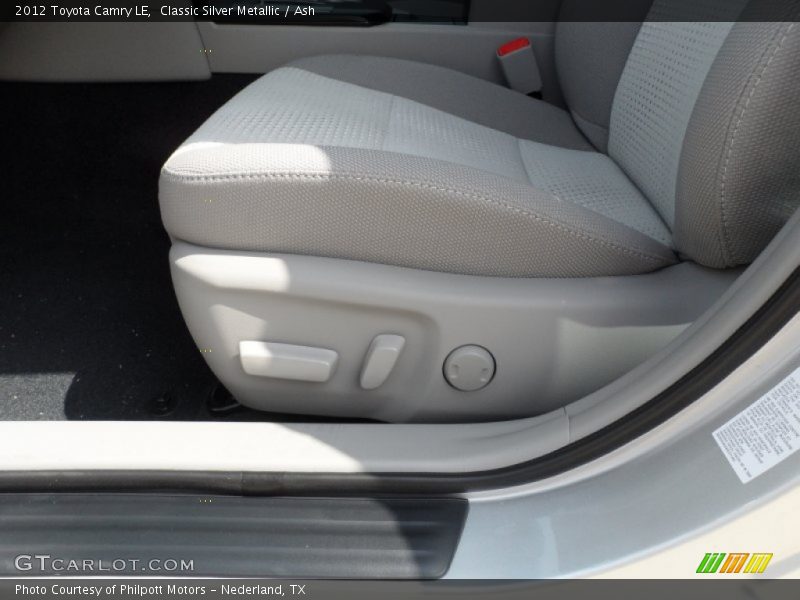 Classic Silver Metallic / Ash 2012 Toyota Camry LE