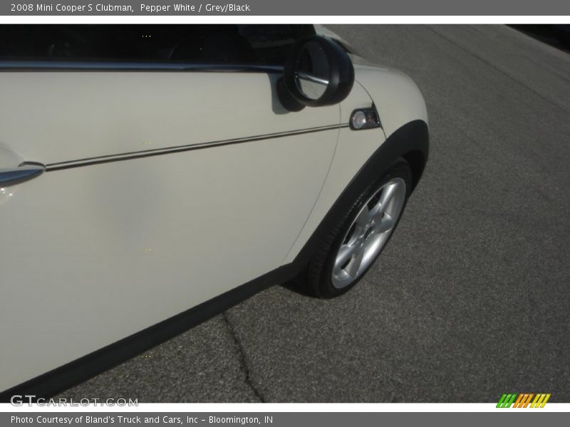 Pepper White / Grey/Black 2008 Mini Cooper S Clubman