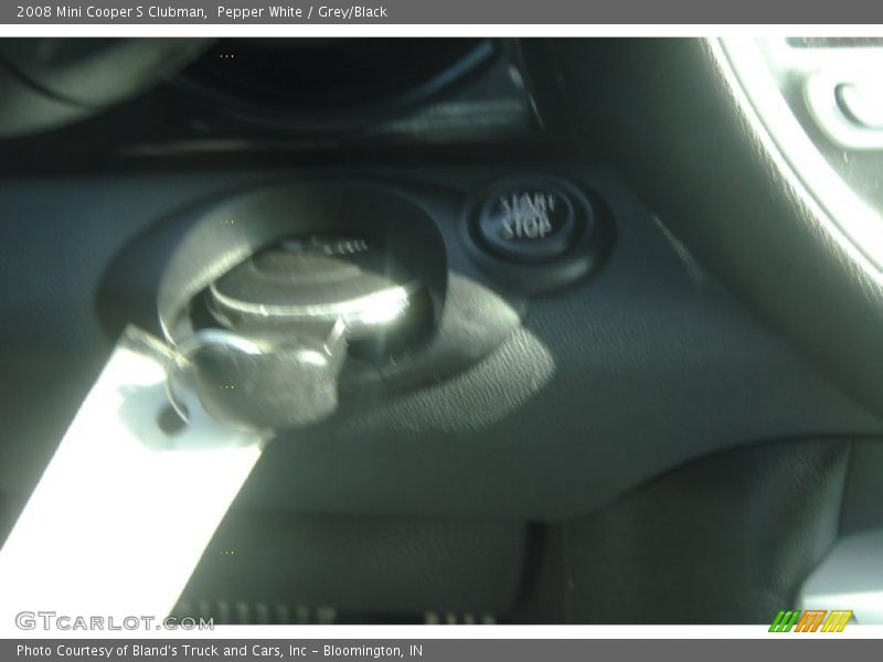 Pepper White / Grey/Black 2008 Mini Cooper S Clubman