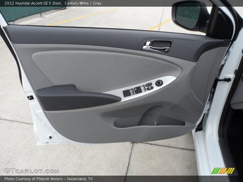 Century White / Gray 2012 Hyundai Accent SE 5 Door