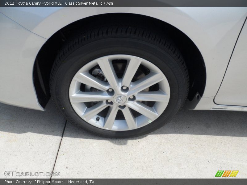 Classic Silver Metallic / Ash 2012 Toyota Camry Hybrid XLE