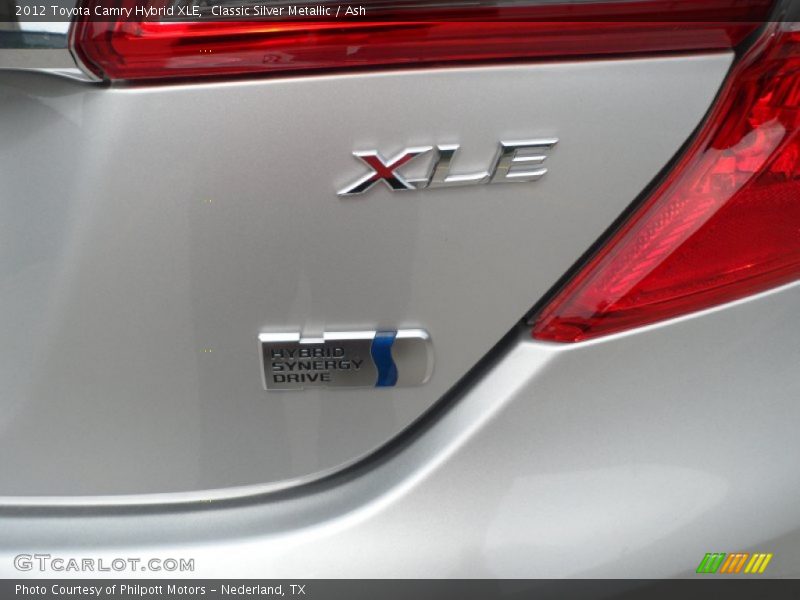 Classic Silver Metallic / Ash 2012 Toyota Camry Hybrid XLE