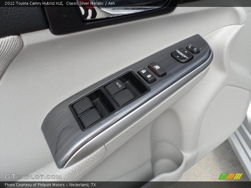 Classic Silver Metallic / Ash 2012 Toyota Camry Hybrid XLE
