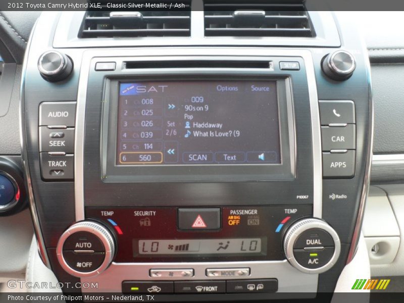 Classic Silver Metallic / Ash 2012 Toyota Camry Hybrid XLE