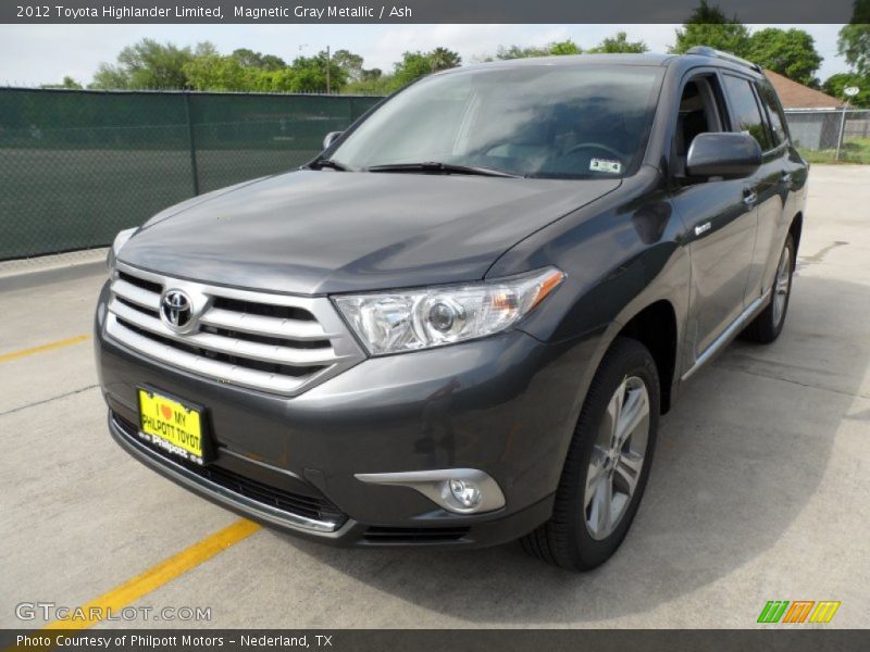 Magnetic Gray Metallic / Ash 2012 Toyota Highlander Limited