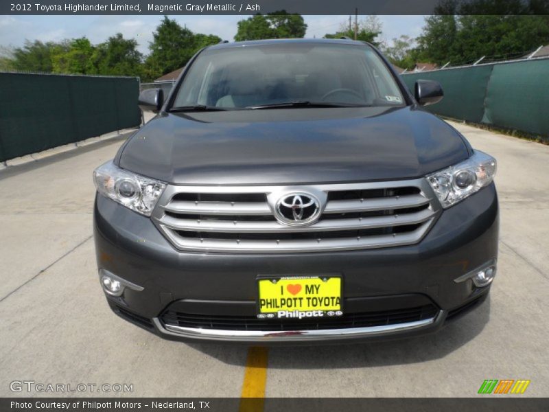Magnetic Gray Metallic / Ash 2012 Toyota Highlander Limited