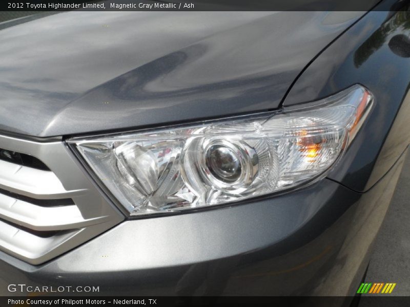 Magnetic Gray Metallic / Ash 2012 Toyota Highlander Limited