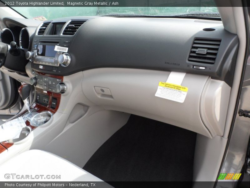 Magnetic Gray Metallic / Ash 2012 Toyota Highlander Limited