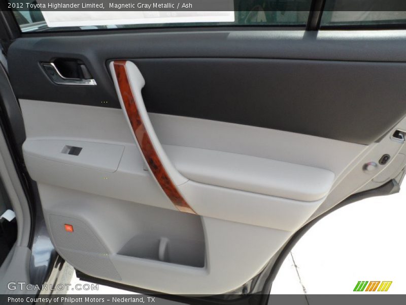 Magnetic Gray Metallic / Ash 2012 Toyota Highlander Limited