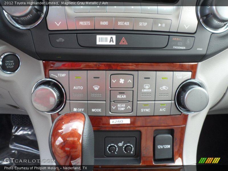 Magnetic Gray Metallic / Ash 2012 Toyota Highlander Limited
